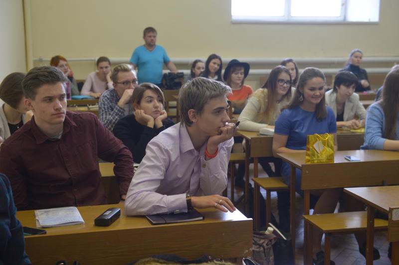 Роспотребнадзор запретил двум вузам в Москве принимать студентов
