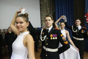 На балу моряков будут участвовать 250 человек. Фото: архив, "Вечерняя Москва" На балу моряков будут участвовать 250 человек. Фото: архив, "Вечерняя Москва"