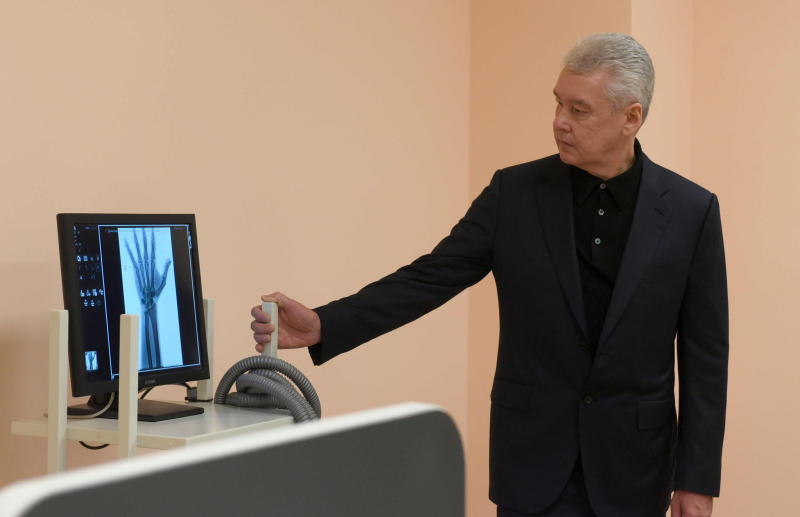 Собянин открыл новую поликлинику с МРТ в Некрасовке