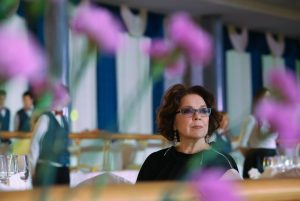 12 октября 2014 года. Актриса Лариса Голубкина на Кремлевском церемониальном балу. Фото: Вячеслав Прокофьев/ ТАСС 12 октября 2014 года. Актриса Лариса Голубкина на Кремлевском церемониальном балу. Фото: Вячеслав Прокофьев/ ТАСС