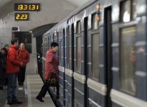 Стихи российских писателей прозвучали в метро. Фото: архив, "Вечерняя Москва"