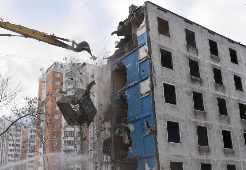 Власти Москвы составят список старых пятиэтажек под снос в текущем году