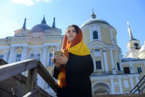 Собранные продукты передадут бездомным в праздничные дни. Фото: архив "Вечерняя Москва" Собранные продукты передадут бездомным в праздничные дни. Фото: архив "Вечерняя Москва"