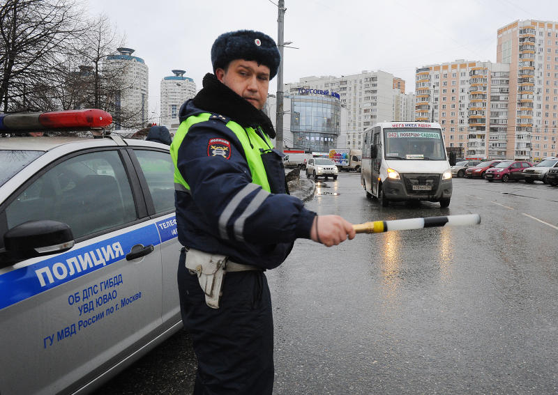 Таксист госпитализирован в Москве после аварии