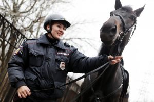 Более 300 сотрудников правоохранительных органов обеспечат безопасность 1 мая. Фото: Анна Иванцова Более 300 сотрудников правоохранительных органов обеспечат безопасность 1 мая. Фото: Анна Иванцова