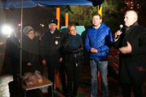 Жители Бирюлево Восточного заслушали отчет от участкового. Фото предоставлено пресс-службой УВД по ЮАО Жители Бирюлево Восточного заслушали отчет от участкового. Фото предоставлено пресс-службой УВД по ЮАО