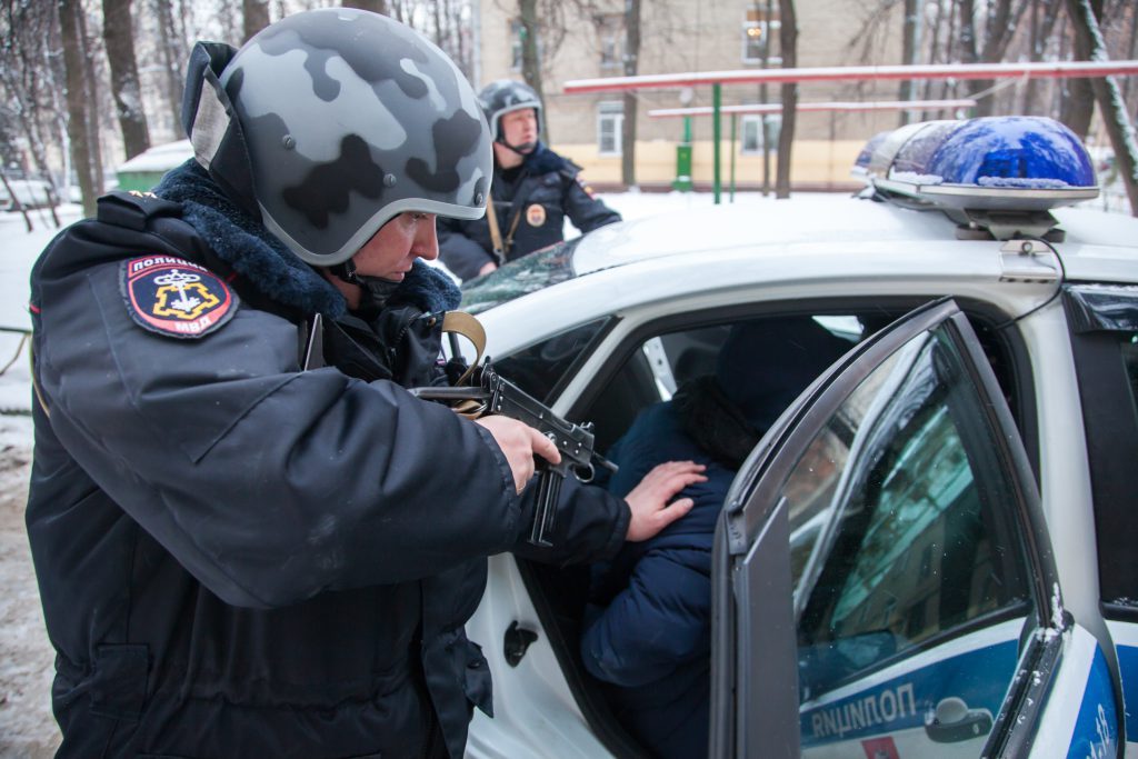 Четверо подозреваемых в вооруженном ограблении бизнесменов задержаны в Москве