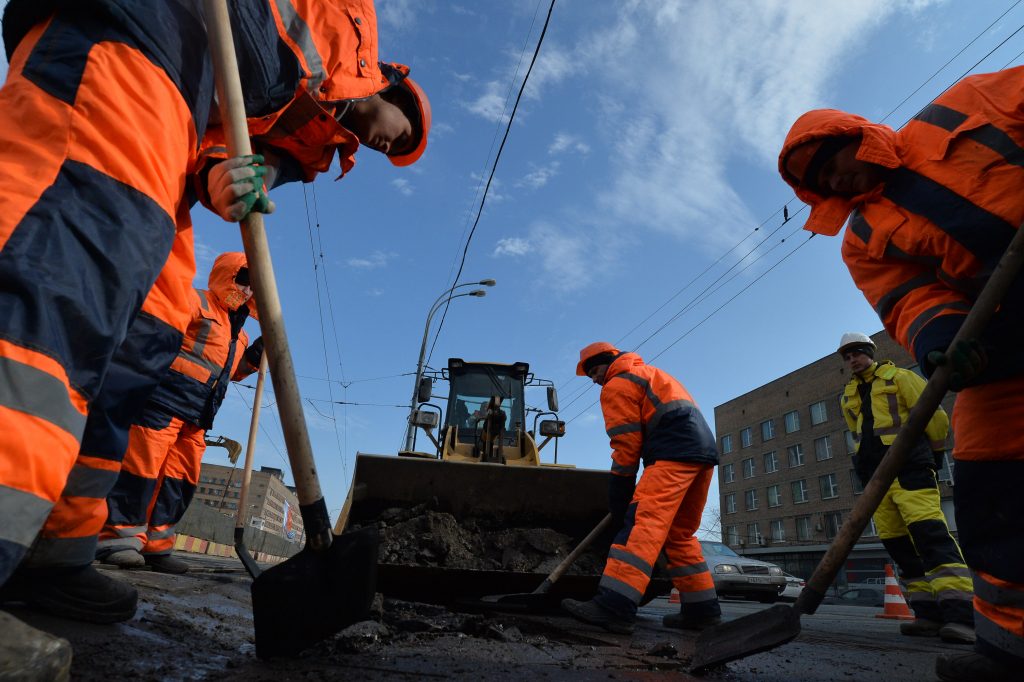 Для поездок в центр Москвы ЦОДД советует пользоваться автобусами