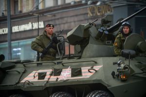 Здесь поедут другие машины. Фото: Александр Казаков Здесь поедут другие машины. Фото: Александр Казаков