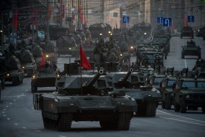 Движение в центре Москвы ограничат 25 апреля из-за репетиции Парада Победы Движение в центре Москвы ограничат 25 апреля из-за репетиции Парада Победы