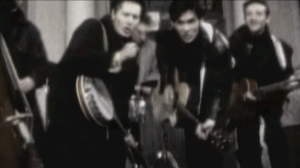 Группа "Браво", Кадр из клипа на песню "Этот город", 1996 г.