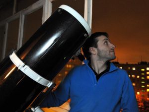 По окончании концертов желающие смогут посмотреть через телескоп на Луну, звезды и планеты Солнечной системы. Фото: Антон Гердо, «Вечерняя Москва»