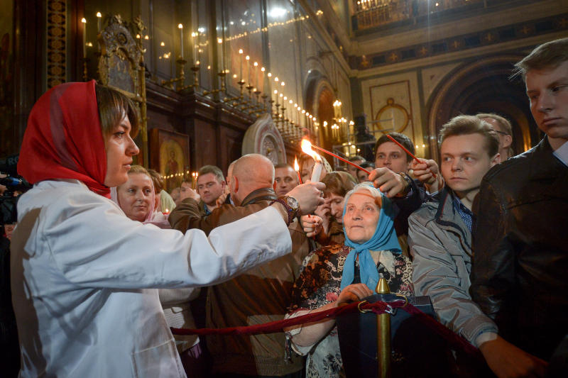 В Москве более миллиона человек приняли участие в пасхальных богослужениях