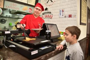 С победителями заключат договор аренды на пять лет. Фото: Антон Гердо С победителями заключат договор аренды на пять лет. Фото: Антон Гердо