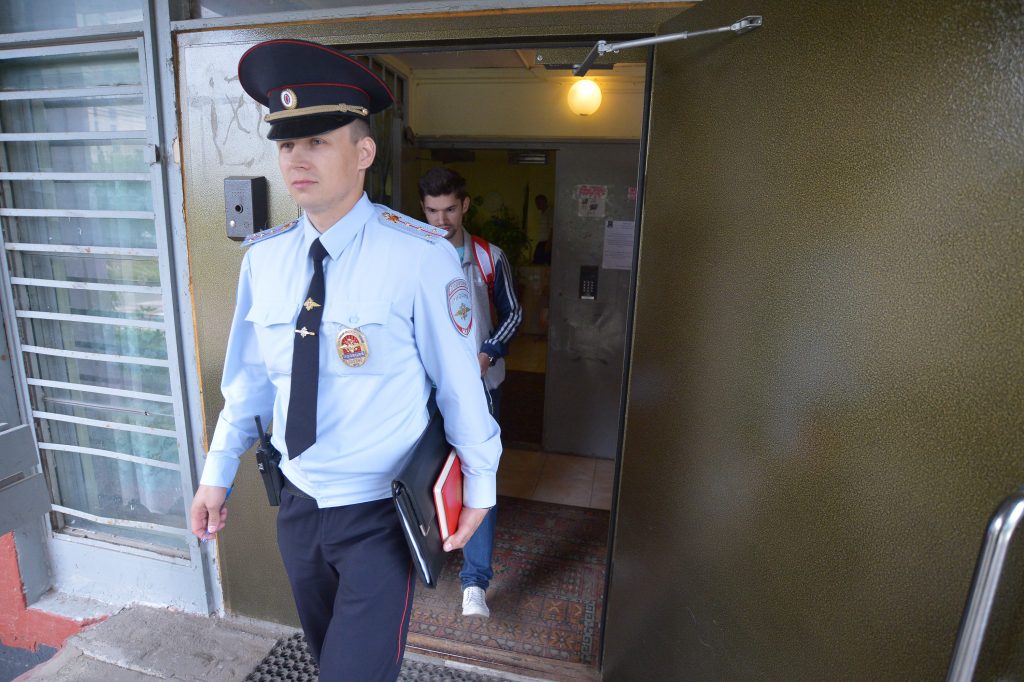 Сотрудники полиции Донского района задержали подозреваемых в мошенничестве