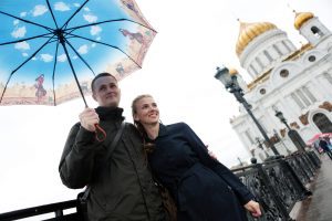 Москва — один из самых доступных городов для романтической встречи. Фото: Анна Иванцова