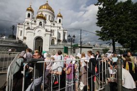 За два дня в Москве мощам Святителя Николая поклонились более 45 тысяч человек