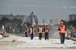 Эстакаду через МЦК на территории ЗИЛ откроют в конце августа. Фото: «Вечерняя Москва»