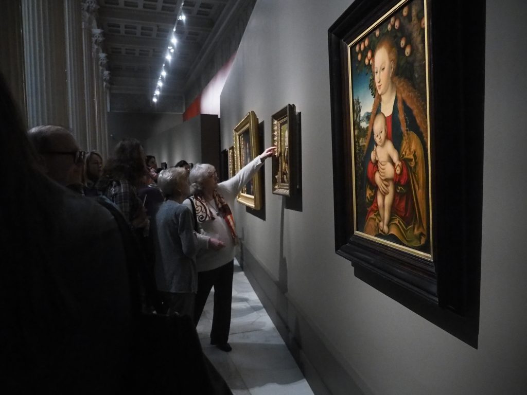 В Третьяковке стартуют бесплатные экскурсии о русском искусстве ХХ века
