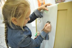 С 16 мая дети Даниловского района смогут принять участие в конкурсе рисунков. Фото: архив, «Вечерняя Москва»