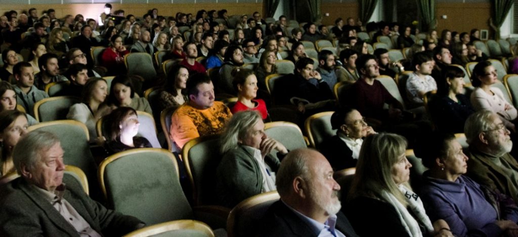 Бесплатные показы проведут 12 кинотеатров Москвы в честь Дня России
