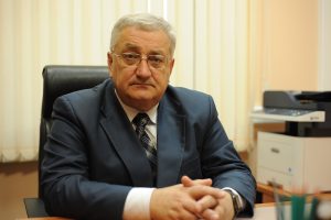 2 июня 2017 года. Александр Гугуцидзе занимается широким спектром вопросов: от образования до благоустройства и экологии. Фото: Пелагия Замятина 2 июня 2017 года. Александр Гугуцидзе занимается широким спектром вопросов: от образования до благоустройства и экологии. Фото: Пелагия Замятина