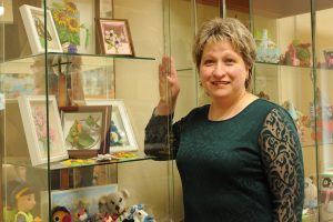 8 июня 2017 года. Заведующая филиалом «Орехово-Борисово Южное» Людмила Новосельская. Фото: Пелагия Замятина 8 июня 2017 года. Заведующая филиалом «Орехово-Борисово Южное» Людмила Новосельская. Фото: Пелагия Замятина