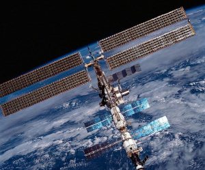 Под руководством покойного были изготовлены первые элементы космической станции. Фото: NASA Под руководством покойного были изготовлены первые элементы космической станции. Фото: NASA