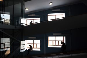 Помимо комфортабельных комнат, здесь находятся столовая, спортзал, а также номера для визит-профессоров. Фото: Анна Иванцова Помимо комфортабельных комнат, здесь находятся столовая, спортзал, а также номера для визит-профессоров. Фото: Анна Иванцова