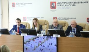 1 июня состоялась пресс-конференция «Новая программа стажировок для будущих руководителей образовательных организаций "Рядом с директором"». Фото: Информационный центр Правительства Москвы 1 июня состоялась пресс-конференция «Новая программа стажировок для будущих руководителей образовательных организаций "Рядом с директором"». Фото: Информационный центр Правительства Москвы