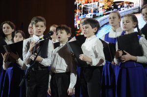 В Зальцбург отправилось тринадцать детей в возрасте от 9 до 12 лет. Фото: Елизавета Королева, «Вечерняя Москва» В Зальцбург отправилось тринадцать детей в возрасте от 9 до 12 лет. Фото: Елизавета Королева, «Вечерняя Москва»