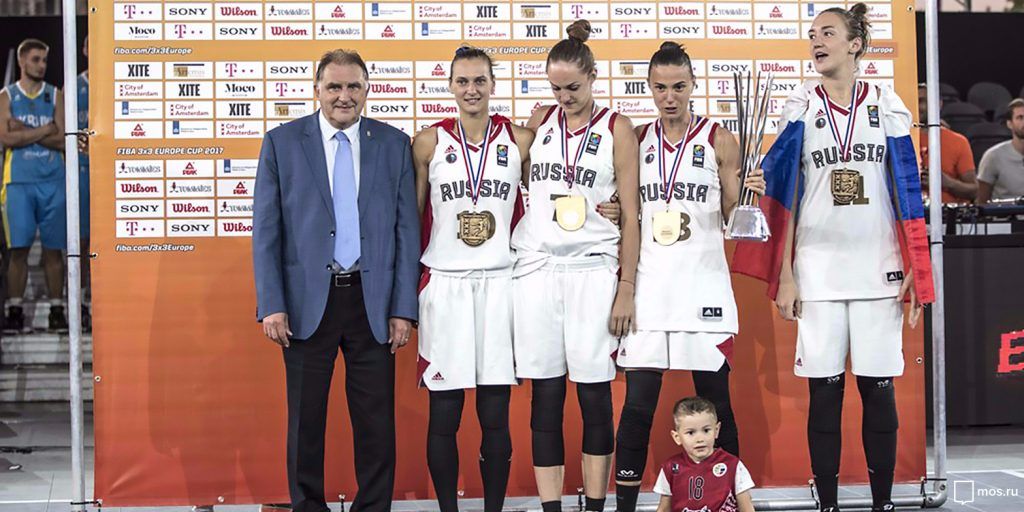 Выпускницы школы «Тринта» в составе сборной России одержали победу на чемпионате Европы по баскетболу
