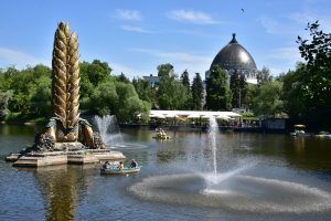 Вода сюда не подается с конца 80-х годов. Фото: Антон Гердо