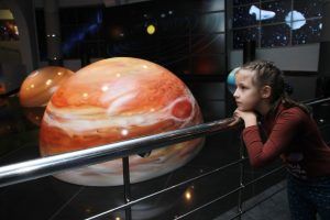 До «сестры» Земли лететь около 40 триллионов километров. Фото: Наталия Нечаева До «сестры» Земли лететь около 40 триллионов километров. Фото: Наталия Нечаева