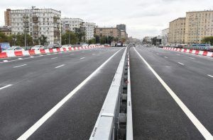 Строительство эстакады на Варшавском шоссе близится к завершению. Фото: архив, «Вечерняя Москва»