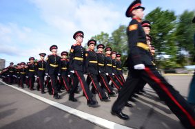 Авиация разгонит облака над Москвой в День города