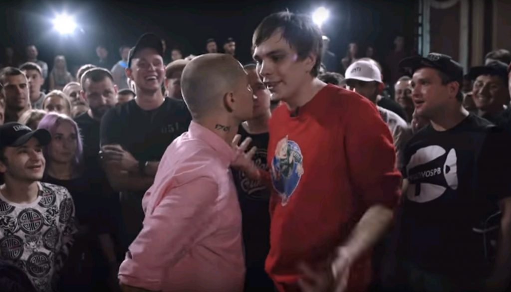 Рэп-батл Oxxxymiron против Гнойного. Фото: скриншот с видео