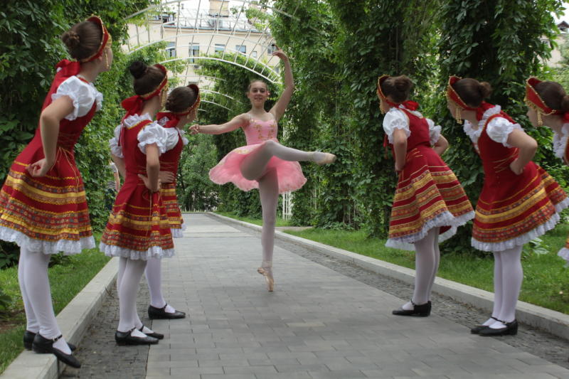 Спектакль «Пушкин. Повести Белкина» покажут на День города в парке «Садовники»