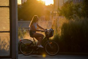 Городской велопрокат в Москве открылся в 2013 году. Фото: Александр Казаков Городской велопрокат в Москве открылся в 2013 году. Фото: Александр Казаков