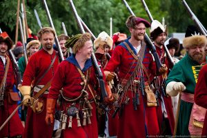 Историческая реконструкция в Коломенском. Фото: пресс-служба музея-заповедника «Коломенское» Историческая реконструкция в Коломенском. Фото: пресс-служба музея-заповедника «Коломенское»