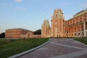 Записаться на бесплатные экскурсии в День города можно будет у станций метро. Фото: pixabay.com Записаться на бесплатные экскурсии в День города можно будет у станций метро. Фото: pixabay.com