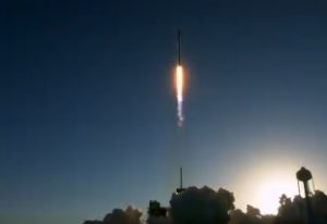 SpaceX стремится покорить новые высоты. Фото: скриншот YouTube