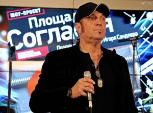 Участие в проекте принял Артур Беркут, экс-солист группы «Ария». Фото: Игорь Ивандиков, «Вечерняя Москва» Участие в проекте принял Артур Беркут, экс-солист группы «Ария». Фото: Игорь Ивандиков, «Вечерняя Москва»