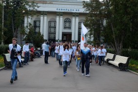 Футбольный урок организовали в одной из школ Москвы
