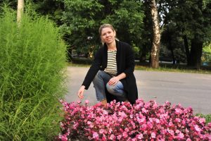 4 сентября 2017 года. Аллеи на Борисовских прудах после комплексного благоустройства стали более удобными для горожан. Светлана Сачкова на прогулке по обустроенной зоне отдыха. Фото: Пелагия Замятина 4 сентября 2017 года. Аллеи на Борисовских прудах после комплексного благоустройства стали более удобными для горожан. Светлана Сачкова на прогулке по обустроенной зоне отдыха. Фото: Пелагия Замятина