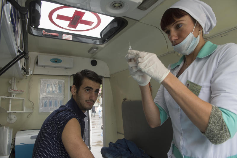 Бесплатная вакцинация от гриппа стартовала около 12 станций метро Москвы