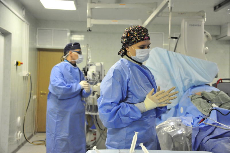 Ортопеды больницы имени Юдина провели артроскопию локтевого сустава