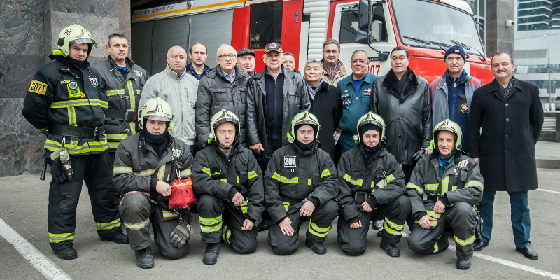 Студенты МГУ в гостях у пожарных и спасателей Москвы