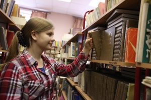  Первоклассники школы № 1375 отметили Международный день школьных библиотек. Фото: Дмитрий Рухлецкий