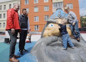 Четыре жилых двора в районе Нагорный благоустроят до конца этого года. Фото: Александр Кожохин, «Вечерняя Москва»